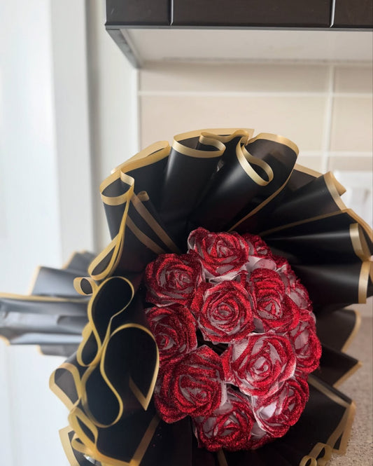 16 glitter red rose bouquet